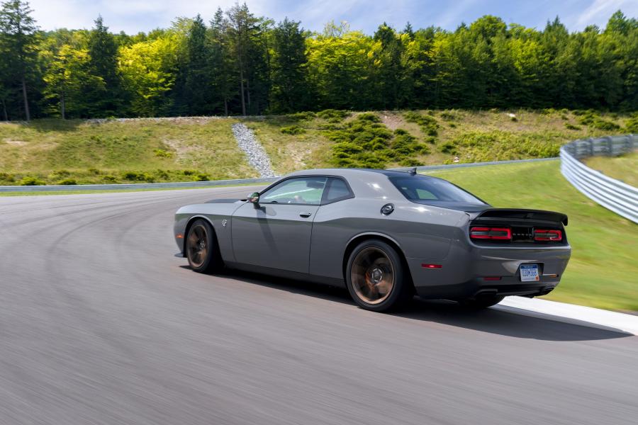  Dodge Challenger SRT Hellcat (LC) 2018 года  (фото 10 из 25)